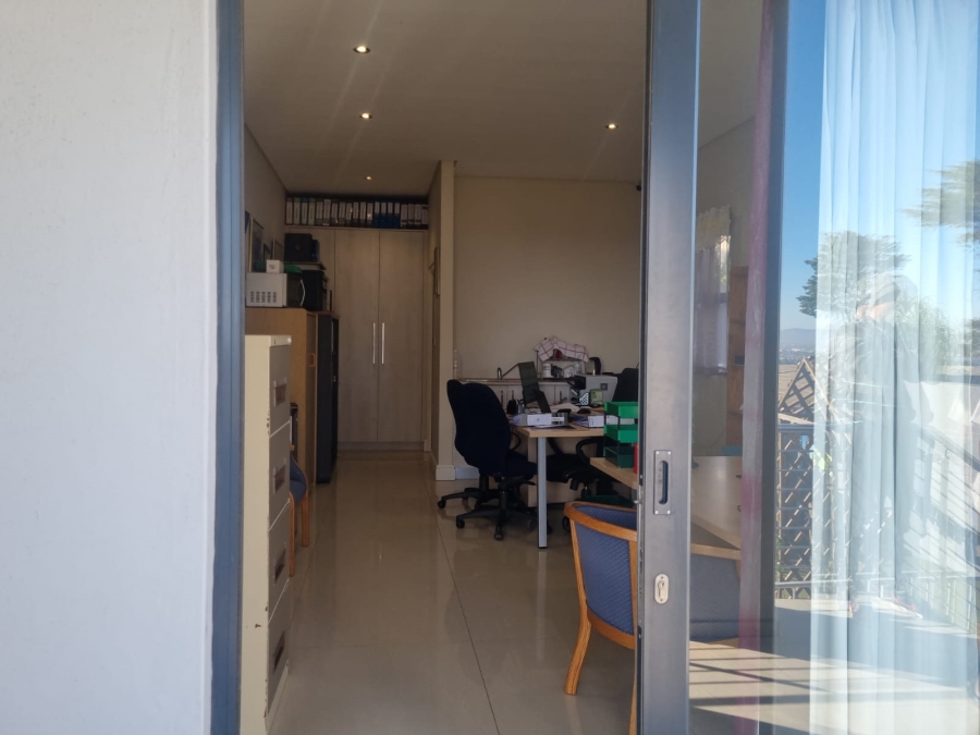 3 Bedroom Property for Sale in Baronetcy Estate Western Cape